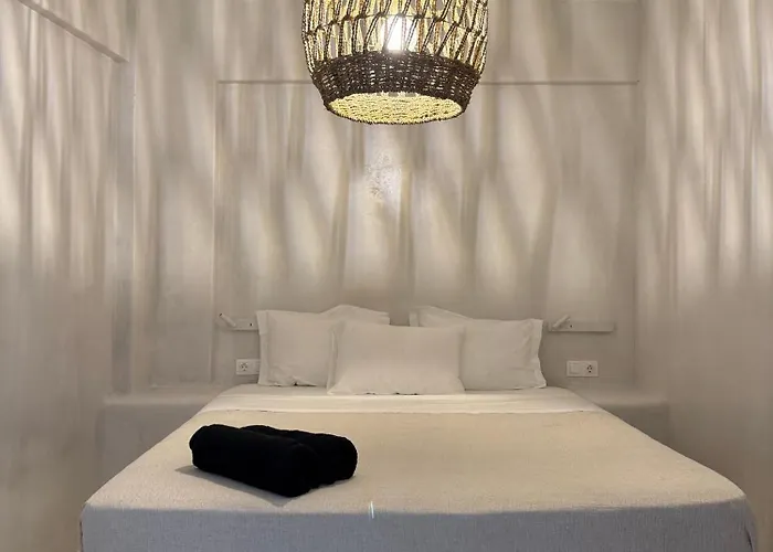 Value For Money Center Designer Spacious 홈스테이