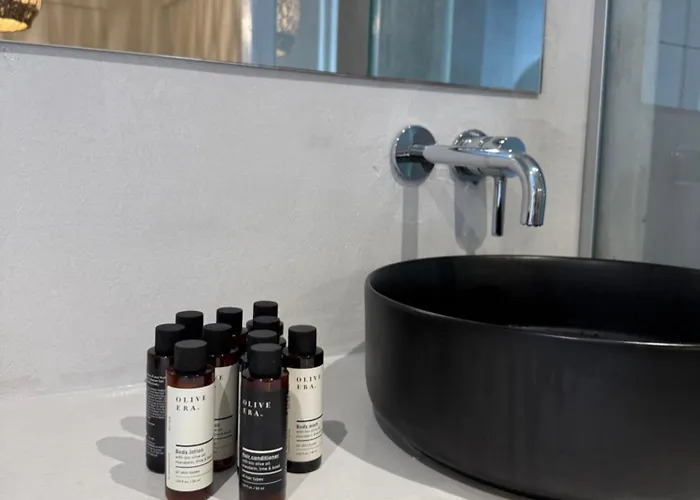 홈스테이 Value For Money Center Designer Spacious *