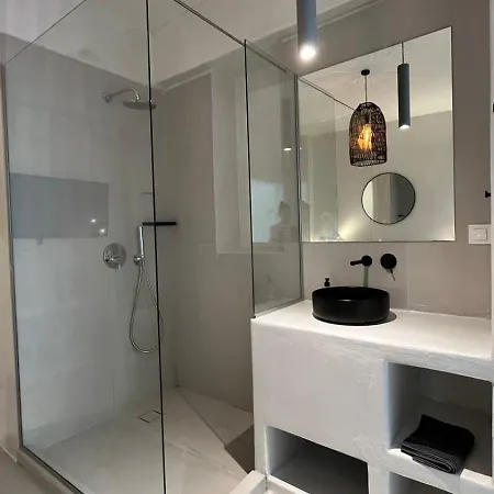 Homestay Value For Money Center Designer Spacious Naousa (Paros)